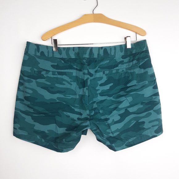 NWT Pair of Gander Mountain Shorts - Picture 5 of 11